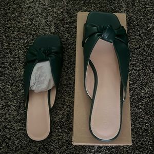 Very cute new in box I got as a gift but they are too big for me. Size 8.